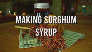Making sorghum syrup